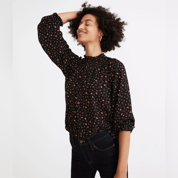 Madewell Tops - Madewell Black Floral Smocked-Neck Ruffle Top in Stem Scatter size M NWT